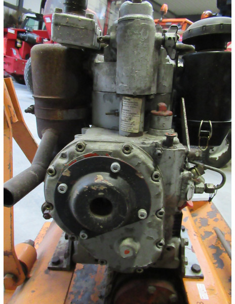 REVO Nemaco DM 3500 Hatz ES75 Diesel trilplaat - Віброплита: фото 5 REVO Nemaco DM 3500 Hatz ES75 Diesel trilplaat - Віброплита: фото 5