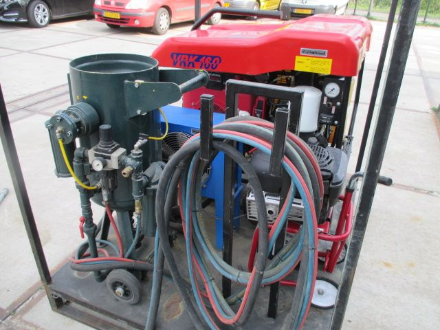 Rotair / Flirok MOBIELE ZAND Straal unit Graffiti Cleaner - Обладнання для клінінгу: фото 2 Rotair / Flirok MOBIELE ZAND Straal unit Graffiti Cleaner - Обладнання для клінінгу: фото 2