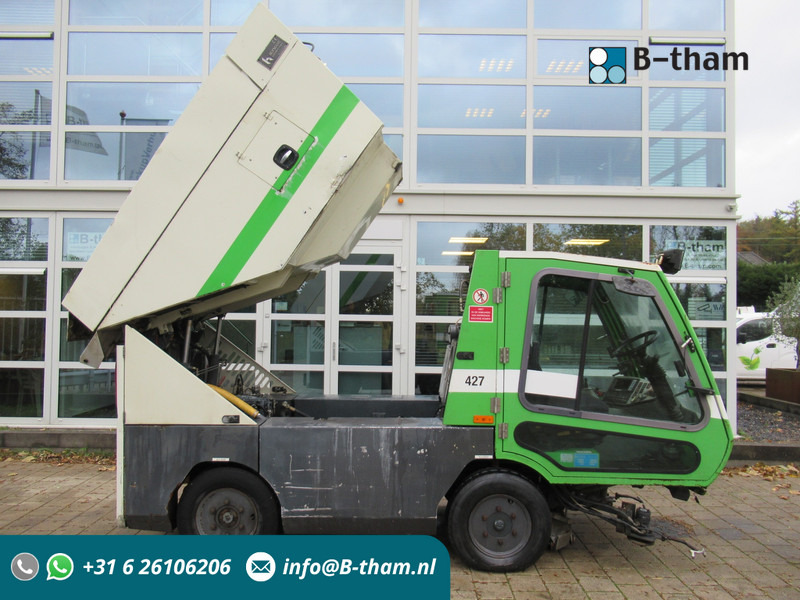TENNANT HMF 214 Veegmachine, DEFECT / FOR PARTS - Підмітально-прибиральна машина: фото 1 TENNANT HMF 214 Veegmachine, DEFECT / FOR PARTS - Підмітально-прибиральна машина: фото 1
