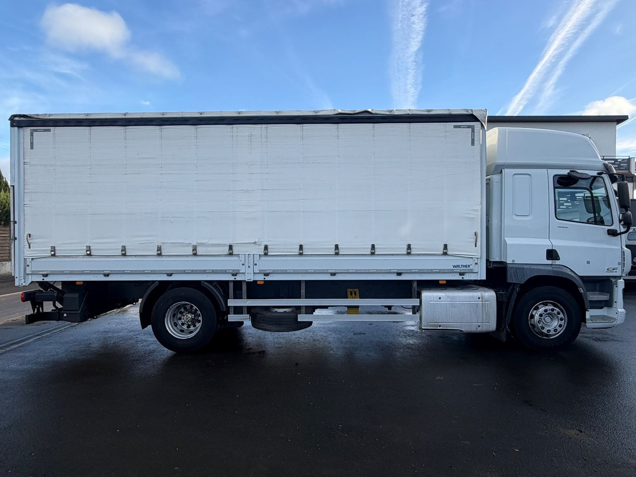 DAF CF 400FA Pritsche/Plane, Edscha,Retarder, Lbw - Тентована вантажівка: фото 4 DAF CF 400FA Pritsche/Plane, Edscha,Retarder, Lbw - Тентована вантажівка: фото 4