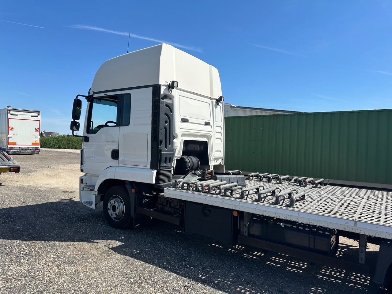 MAN 8.250 TGL*4x L1H1*XLX Kabine*VDI2700*TOP* - Автовоз вантажівка: фото 5 MAN 8.250 TGL*4x L1H1*XLX Kabine*VDI2700*TOP* - Автовоз вантажівка: фото 5