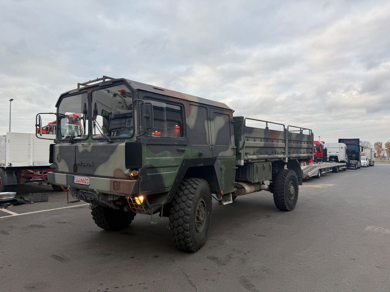 MAN KAT 1 5T MIL GL 4x4 , Pritsche, Allrad, viel neu - Бортова вантажівка/ Платформа: фото 1 MAN KAT 1 5T MIL GL 4x4 , Pritsche, Allrad, viel neu - Бортова вантажівка/ Платформа: фото 1