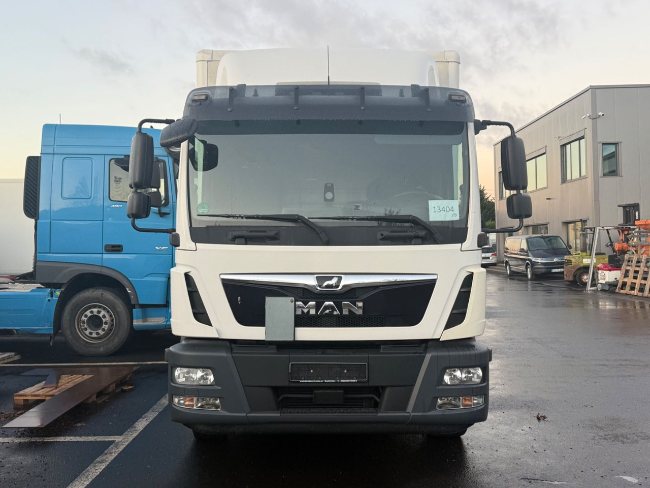 MAN TGM 15.250 Autom., Klima, Palfinger MBB, TOP - Вантажівка з закритим кузовом: фото 2 MAN TGM 15.250 Autom., Klima, Palfinger MBB, TOP - Вантажівка з закритим кузовом: фото 2