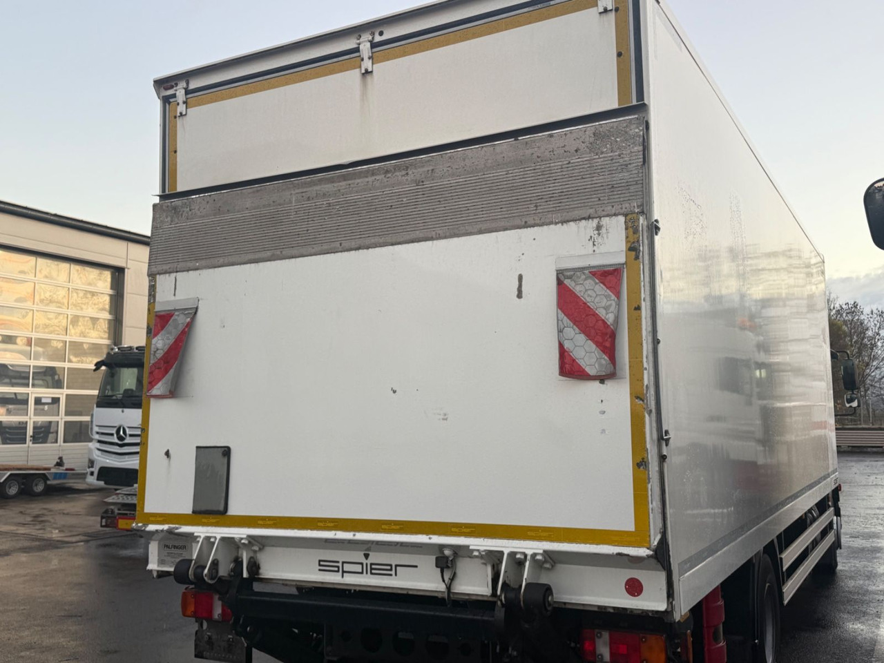 MAN TGM 15.250 Autom., Klima, Palfinger MBB, TOP - Вантажівка з закритим кузовом: фото 4 MAN TGM 15.250 Autom., Klima, Palfinger MBB, TOP - Вантажівка з закритим кузовом: фото 4