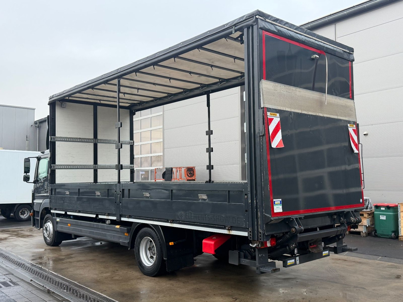 Mercedes-Benz Atego 1530 Pritsche/Plane, Palfinger Lbw, Edscha - Тентована вантажівка: фото 5 Mercedes-Benz Atego 1530 Pritsche/Plane, Palfinger Lbw, Edscha - Тентована вантажівка: фото 5