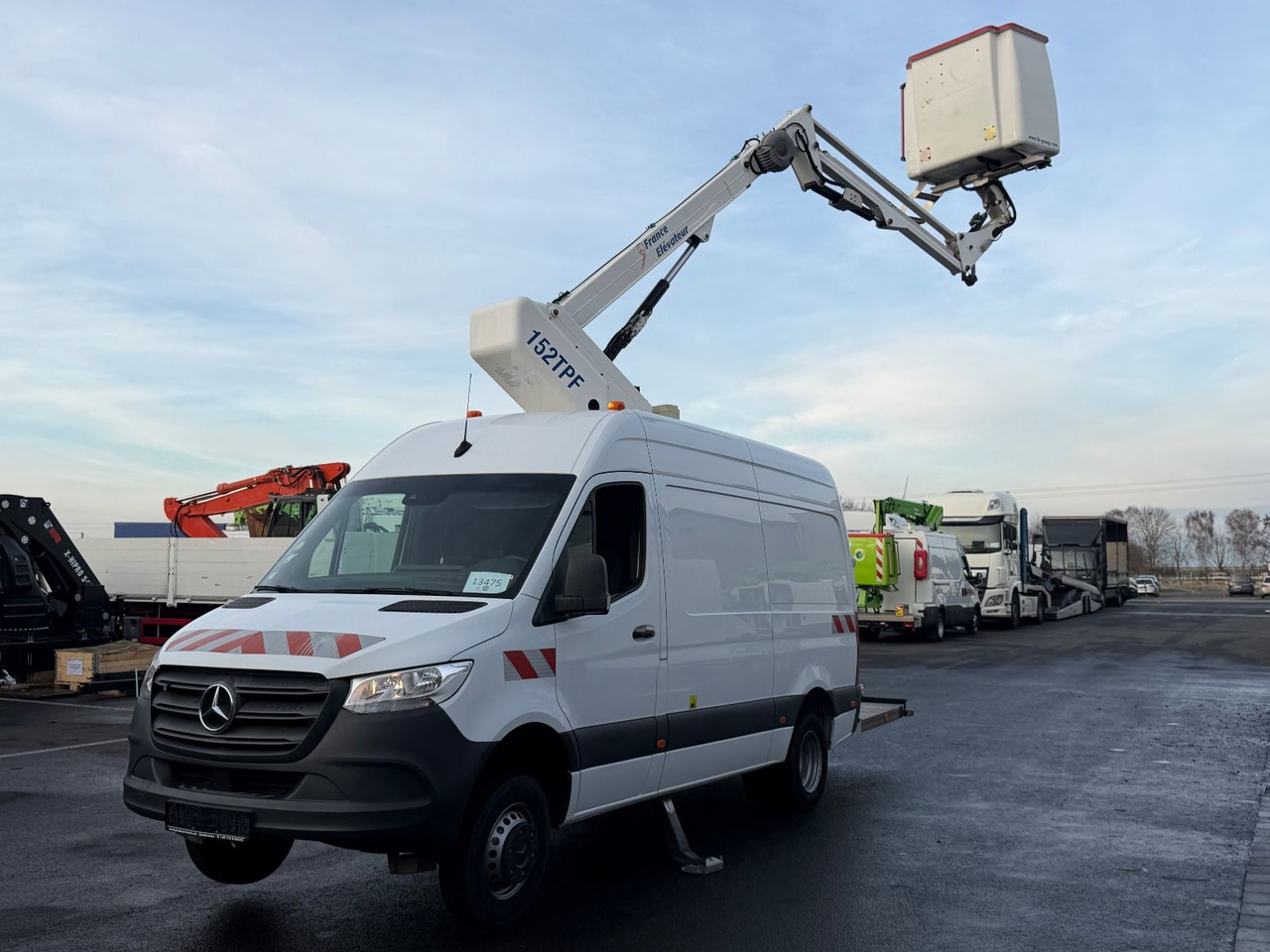 Mercedes-Benz Sprinter 516 CDI 15m/2-Punkt/Tüv neu/265kg - Автовишка: фото 2 Mercedes-Benz Sprinter 516 CDI 15m/2-Punkt/Tüv neu/265kg - Автовишка: фото 2