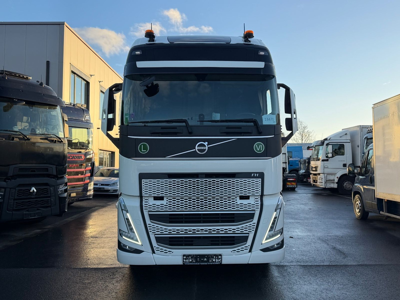 Volvo FH 460 Globetrotter XL, iSave, Lowdeck, E6 - Тягач: фото 3 Volvo FH 460 Globetrotter XL, iSave, Lowdeck, E6 - Тягач: фото 3