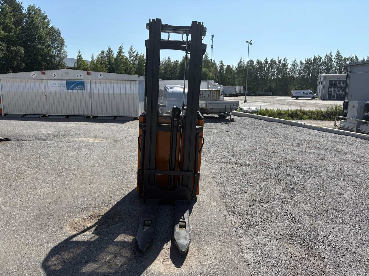 Support Wheel Forklift Still SV 1600 TTFYS - Штабелер: фото 2 Support Wheel Forklift Still SV 1600 TTFYS - Штабелер: фото 2