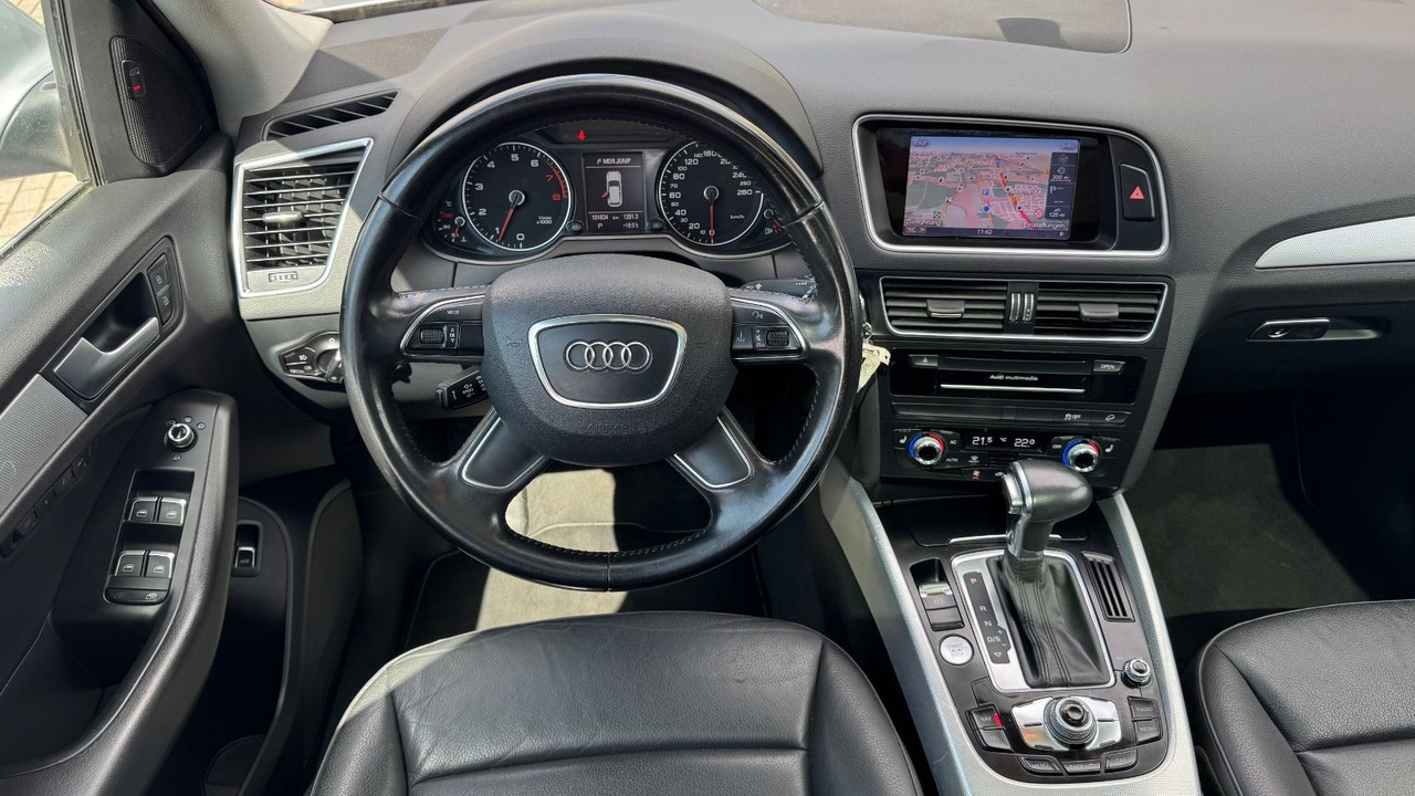 Audi Q5 2.0 TFSI tiptronic quattro Leder Xenon Pano - Позашляховик: фото 2 Audi Q5 2.0 TFSI tiptronic quattro Leder Xenon Pano - Позашляховик: фото 2