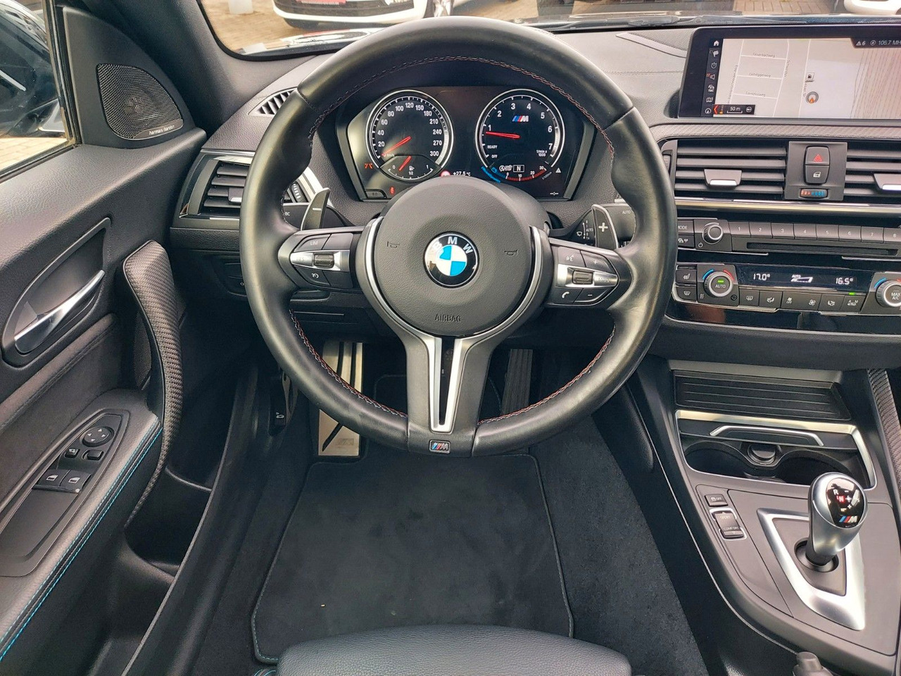 Авто купе BMW M2 Baureihe M2 Coupe Autom. H&K DAB Kamera: фото 7 Авто купе BMW M2 Baureihe M2 Coupe Autom. H&K DAB Kamera: фото 7