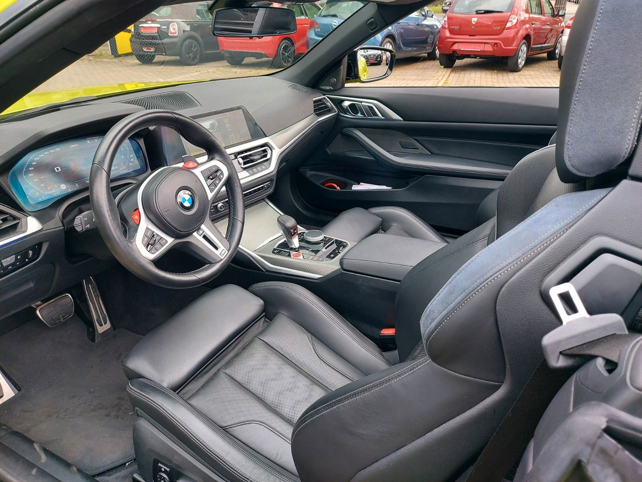 Кабріолет BMW M4 Cabrio G83 xDrive Competition M-Sport H&K: фото 15 Кабріолет BMW M4 Cabrio G83 xDrive Competition M-Sport H&K: фото 15