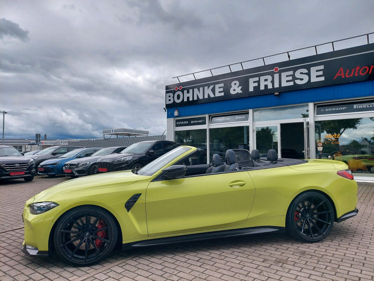 Кабріолет BMW M4 Cabrio G83 xDrive Competition M-Sport H&K: фото 12 Кабріолет BMW M4 Cabrio G83 xDrive Competition M-Sport H&K: фото 12
