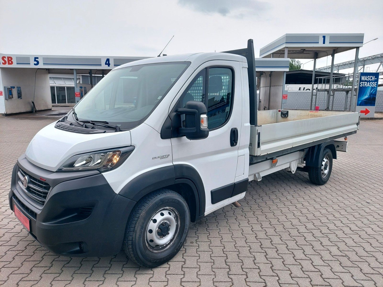 Fiat Ducato Maxi Pritsche 35 180 L5 Pritsche - Легка бортова вантажівка: фото 4 Fiat Ducato Maxi Pritsche 35 180 L5 Pritsche - Легка бортова вантажівка: фото 4