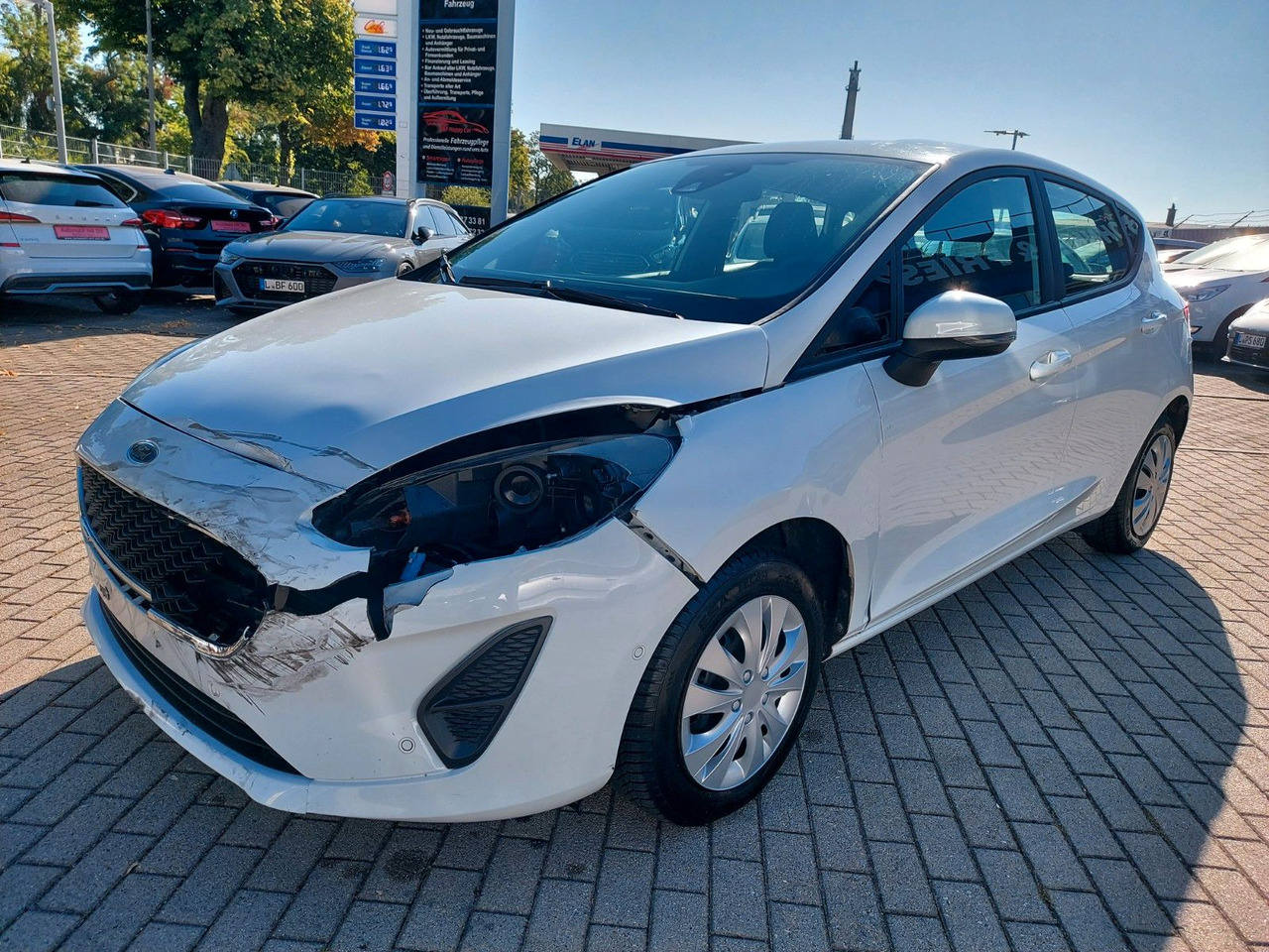 Ford Fiesta Trend KLIMAA. TEMPOMAT SHZ SPURWECHSEL - Легковий автомобіль: фото 1 Ford Fiesta Trend KLIMAA. TEMPOMAT SHZ SPURWECHSEL - Легковий автомобіль: фото 1