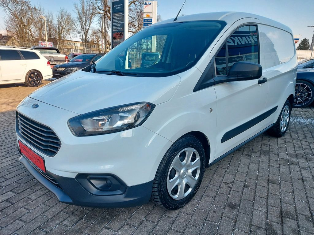 Ford Transit Courier Trend Klima Hundefänger - Мікроавтобус, Пасажирський фургон: фото 4 Ford Transit Courier Trend Klima Hundefänger - Мікроавтобус, Пасажирський фургон: фото 4