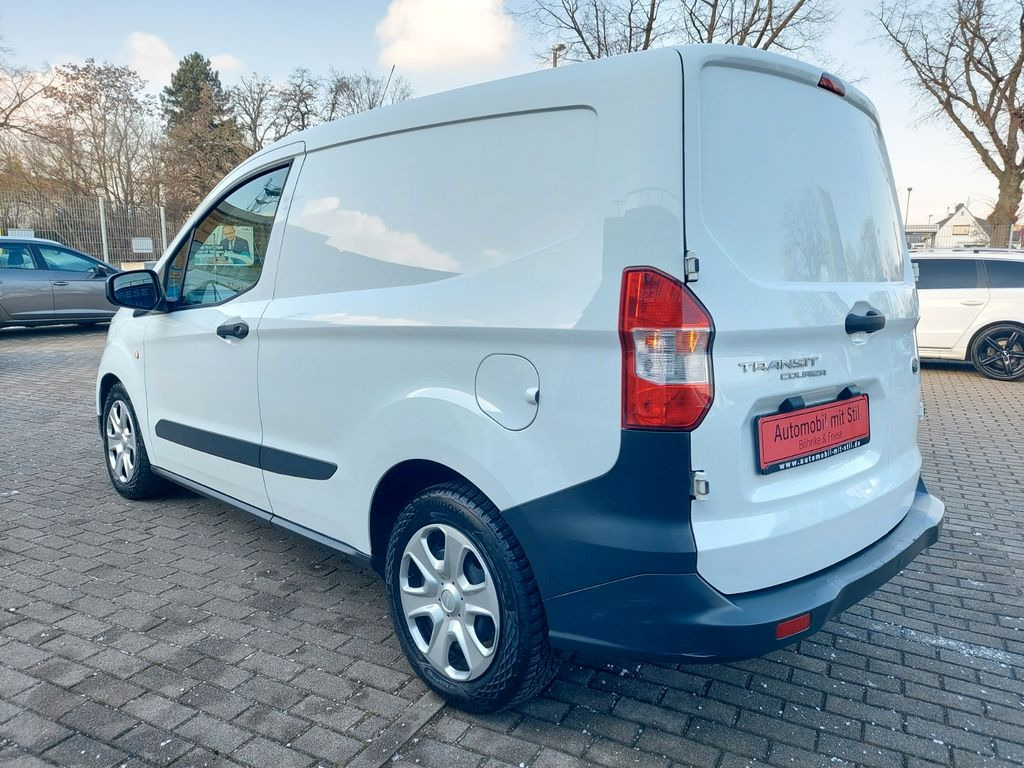 Ford Transit Courier Trend Klima Hundefänger - Мікроавтобус, Пасажирський фургон: фото 5 Ford Transit Courier Trend Klima Hundefänger - Мікроавтобус, Пасажирський фургон: фото 5