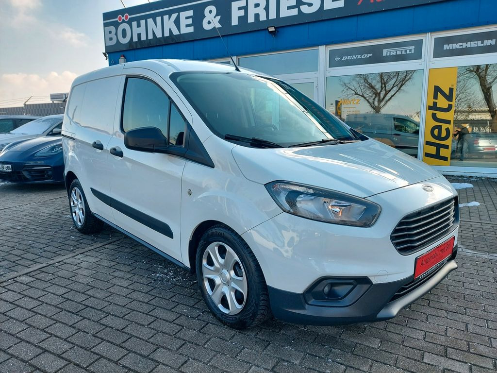 Ford Transit Courier Trend Klima Hundefänger - Мікроавтобус, Пасажирський фургон: фото 2 Ford Transit Courier Trend Klima Hundefänger - Мікроавтобус, Пасажирський фургон: фото 2