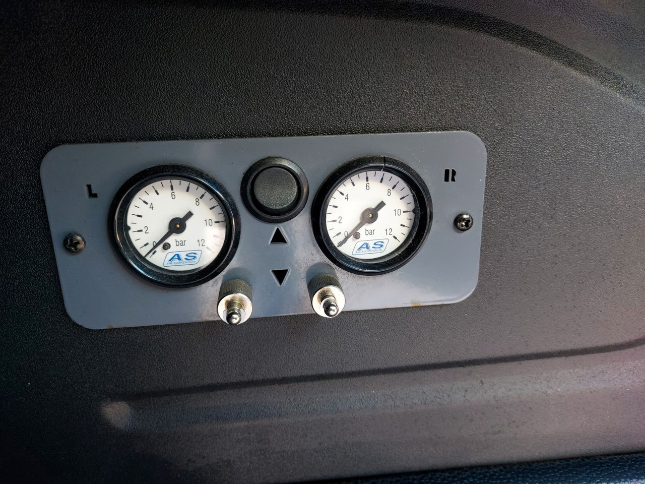 Ford Transit Pritsche 350 L4 extra lang Luftfeder - Легка бортова вантажівка: фото 3 Ford Transit Pritsche 350 L4 extra lang Luftfeder - Легка бортова вантажівка: фото 3