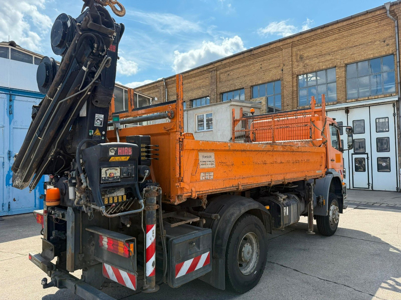 Mercedes-Benz ATEGO 1828 4X4 MEILER + HIAB KRAN 144 FS-3 в лізинг Mercedes-Benz ATEGO 1828 4X4 MEILER + HIAB KRAN 144 FS-3: фото 6