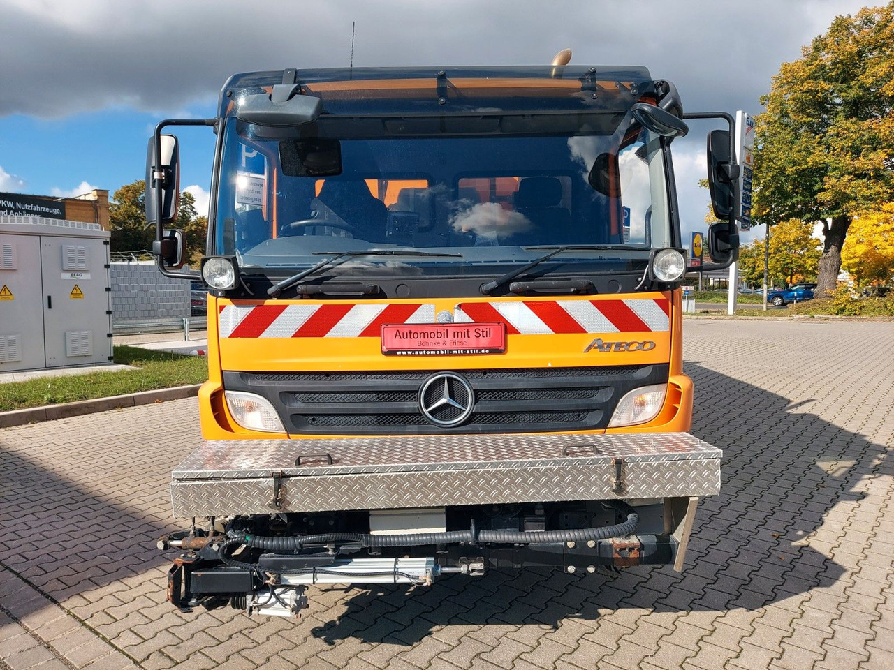 Mercedes-Benz Atego 2 6-Zyl. 4x2 1324 Schmidt SK 600 Klima - Підмітально-прибиральна машина: фото 3 Mercedes-Benz Atego 2 6-Zyl. 4x2 1324 Schmidt SK 600 Klima - Підмітально-прибиральна машина: фото 3