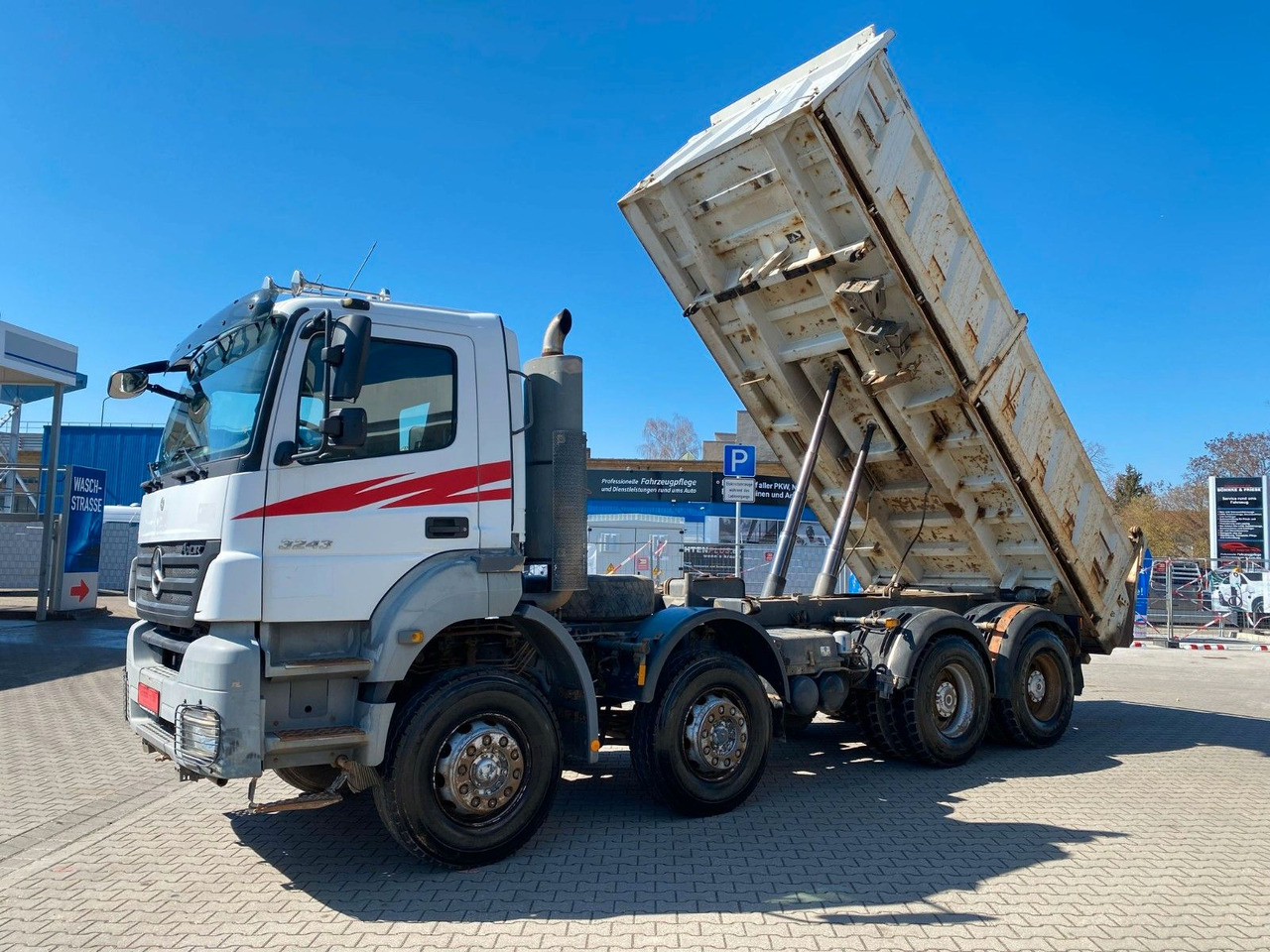 Mercedes-Benz Axor 2 C 4-Achser 3243 8x4 Kipp RETARDER MEILLER - Самоскид вантажівка: фото 2 Mercedes-Benz Axor 2 C 4-Achser 3243 8x4 Kipp RETARDER MEILLER - Самоскид вантажівка: фото 2