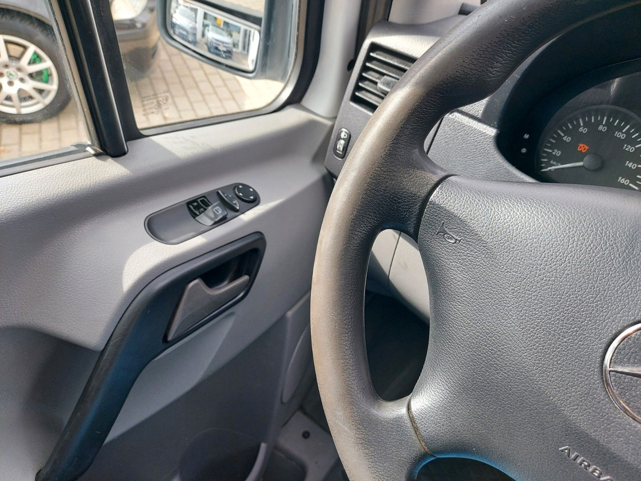 Пасажирський фургон Mercedes-Benz Sprinter II Kasten 314 CDI Mixto 6 Sitze: фото 15