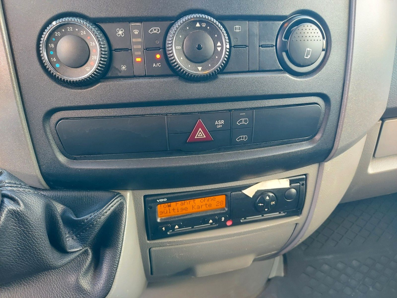 Mercedes-Benz Sprinter II Kasten 516 5T KLIMA AHK MAXI - Суцільнометалевий фургон: фото 4 Mercedes-Benz Sprinter II Kasten 516 5T KLIMA AHK MAXI - Суцільнометалевий фургон: фото 4