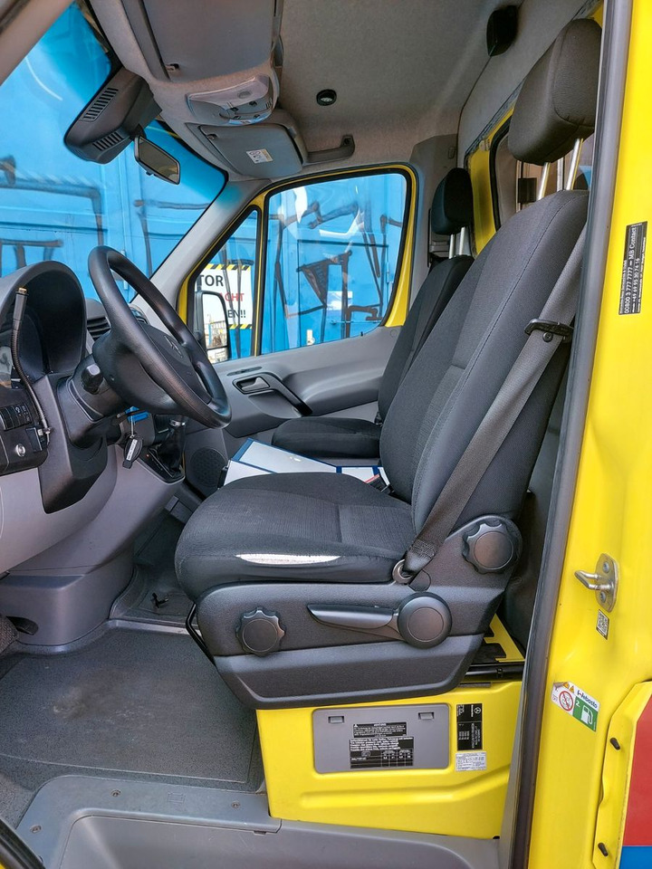 Новий Карета швидкої допомоги Mercedes-Benz Sprinter II Pritsche 516 Autom. RTW Ambulance: фото 9
