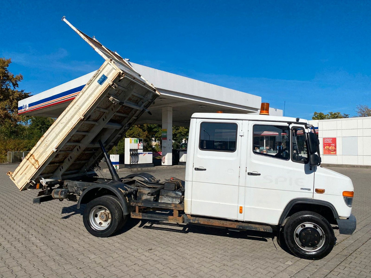 Mercedes-Benz VARIO 816D Doka 3 Seiten Kipper Meiller - Малотоннажний самоскид, Вантажопасажирський фургон: фото 1 Mercedes-Benz VARIO 816D Doka 3 Seiten Kipper Meiller - Малотоннажний самоскид, Вантажопасажирський фургон: фото 1