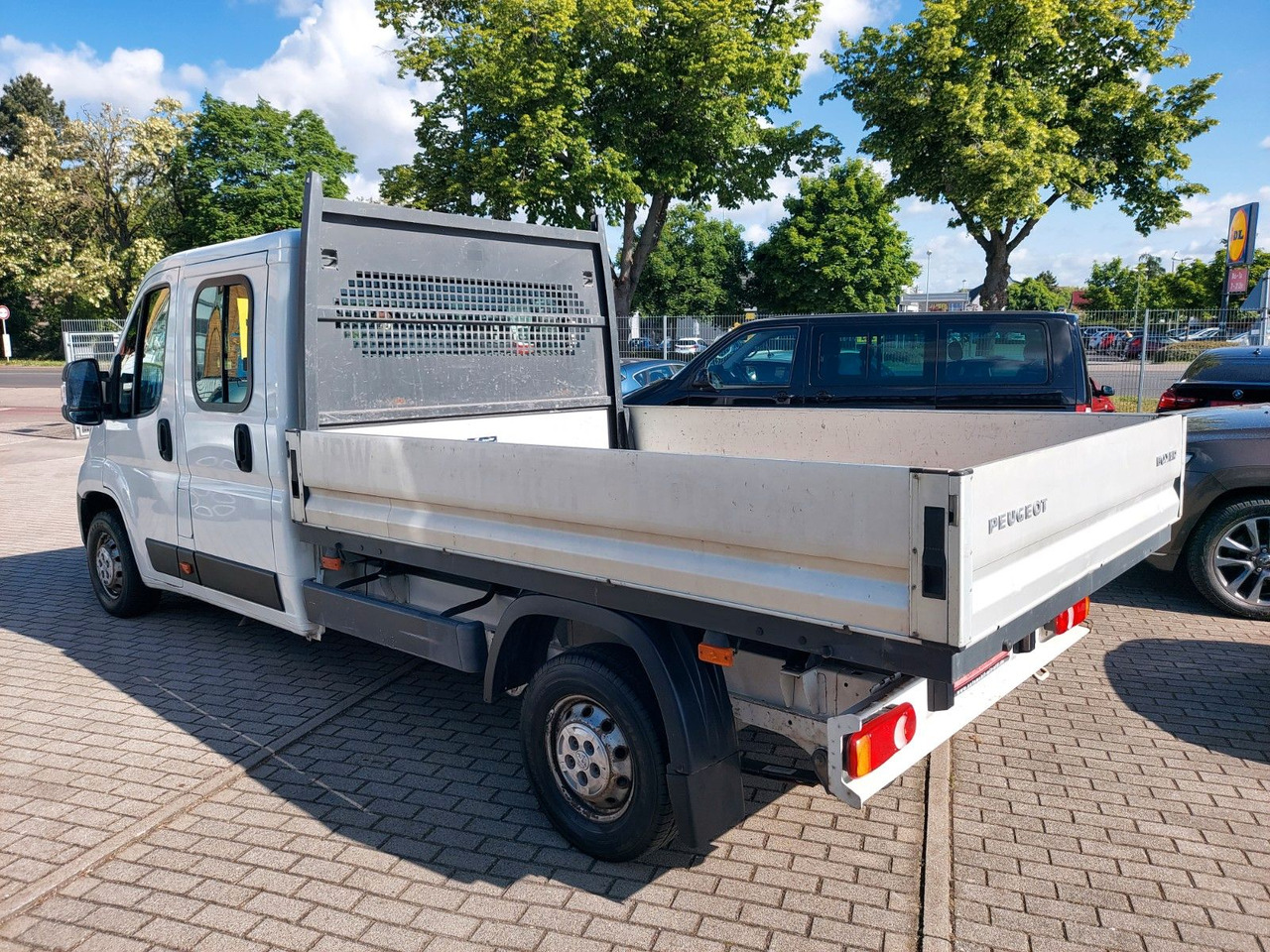 Peugeot Boxer Pritsche Doka. 335 L3 BlueHDi 130 Klima - Легка бортова вантажівка, Вантажопасажирський фургон: фото 4 Peugeot Boxer Pritsche Doka. 335 L3 BlueHDi 130 Klima - Легка бортова вантажівка, Вантажопасажирський фургон: фото 4