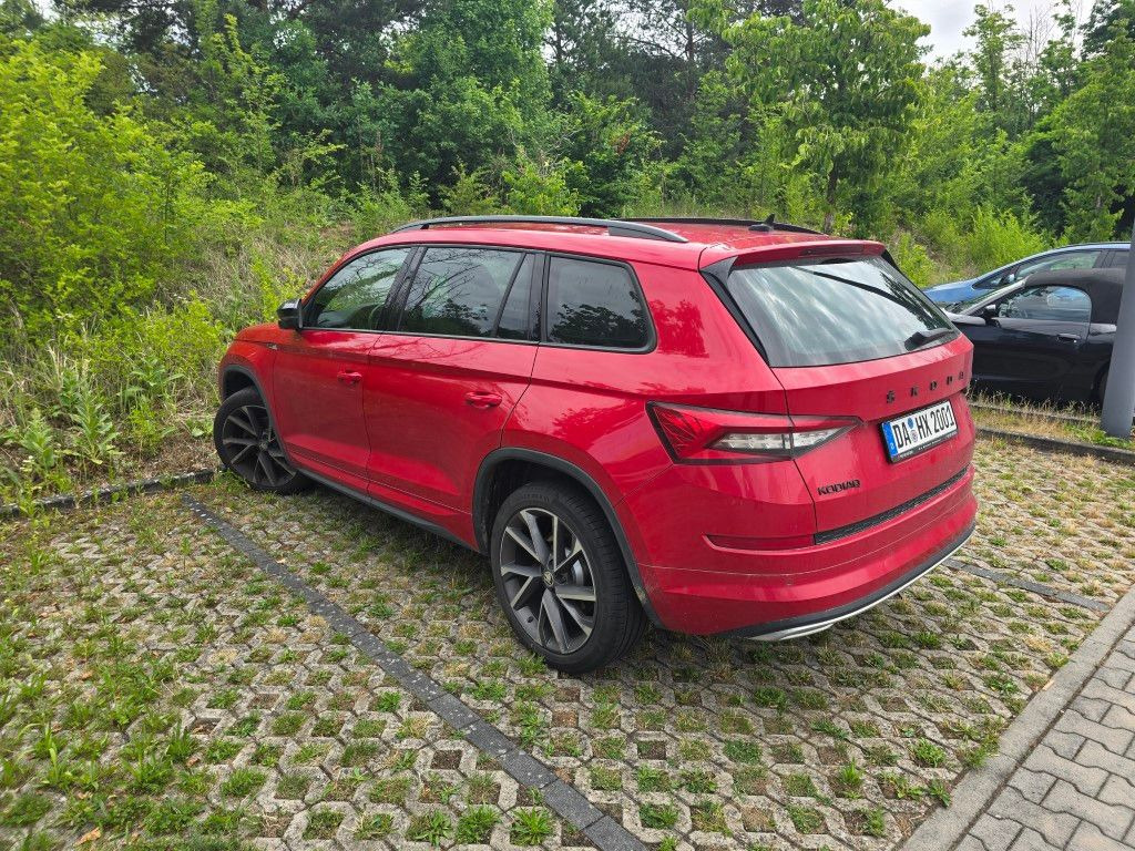 Skoda Kodiaq Sportline LED AUTOMATIK NAVI ALCANTARA - Позашляховик: фото 3 Skoda Kodiaq Sportline LED AUTOMATIK NAVI ALCANTARA - Позашляховик: фото 3