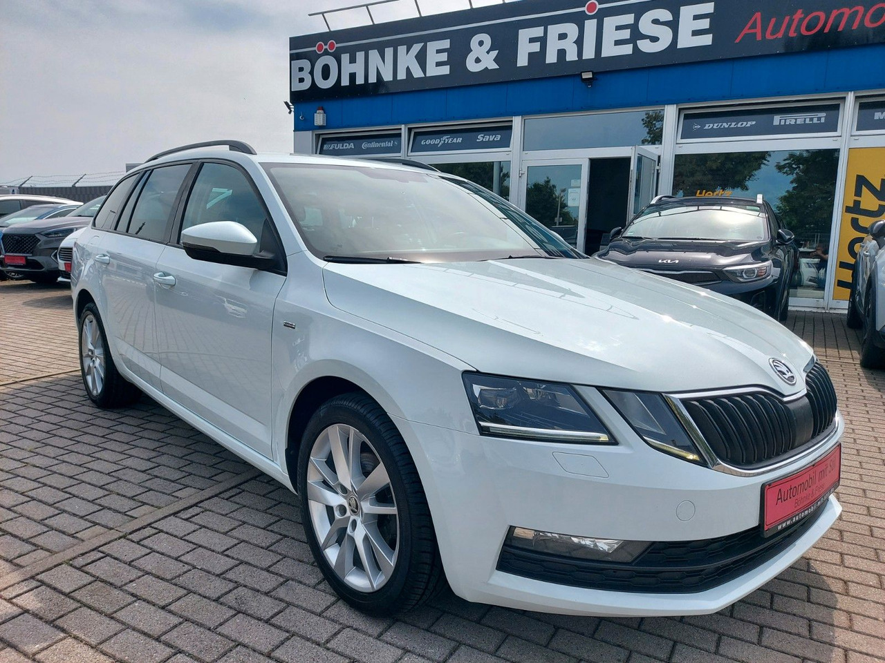 Skoda Octavia Combi Drive LED ACC Radar DAB 8xRad AHK - Універсал: фото 1 Skoda Octavia Combi Drive LED ACC Radar DAB 8xRad AHK - Універсал: фото 1