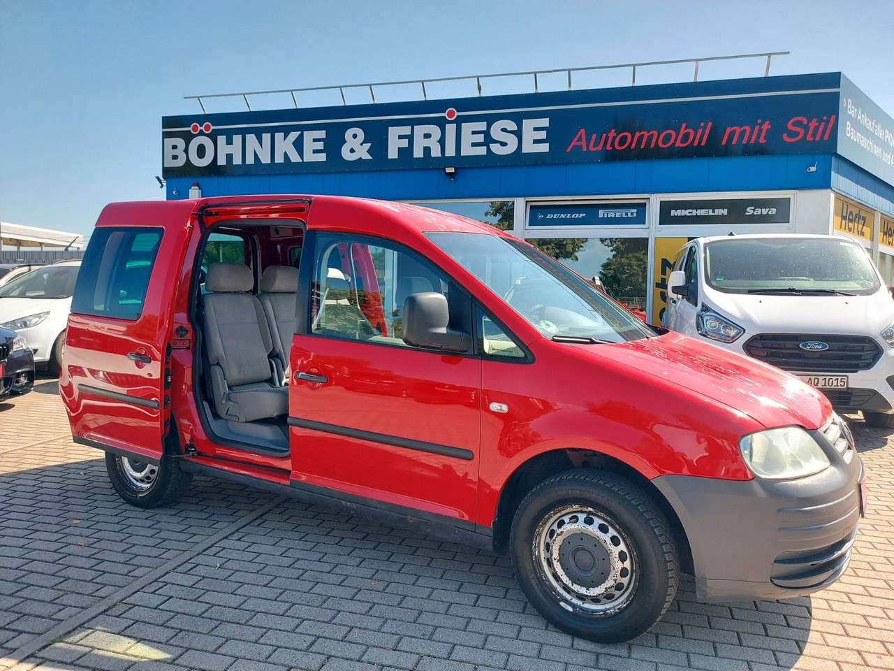 Volkswagen Caddy Kombi 1.9 TDi 5 Sitze Klima M+S AHK - Пасажирський фургон: фото 1 Volkswagen Caddy Kombi 1.9 TDi 5 Sitze Klima M+S AHK - Пасажирський фургон: фото 1