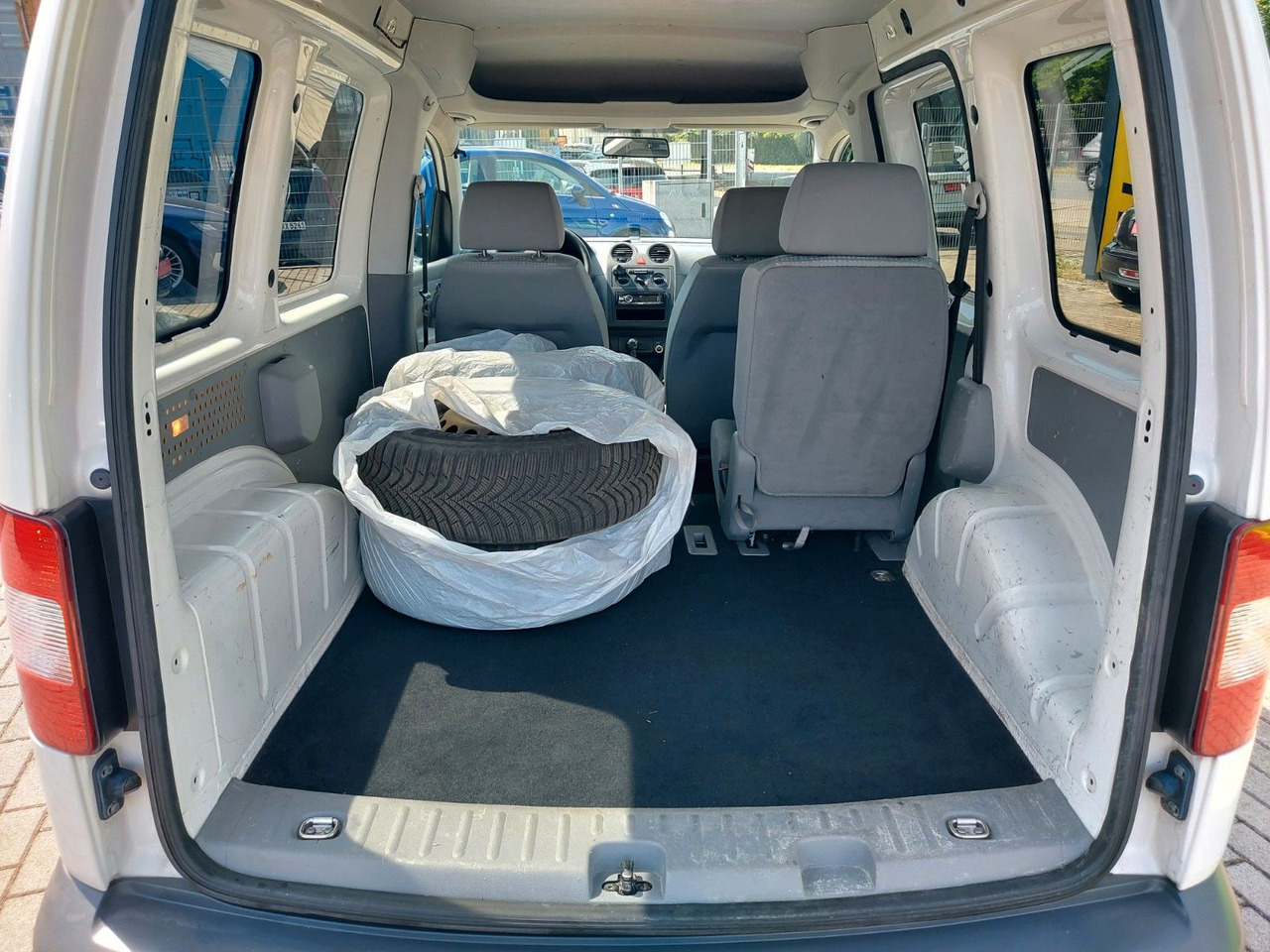 Volkswagen Caddy Kombi 1.9 Tdi Klima  max. 5 Sitze AHK в лізинг Volkswagen Caddy Kombi 1.9 Tdi Klima  max. 5 Sitze AHK: фото 19