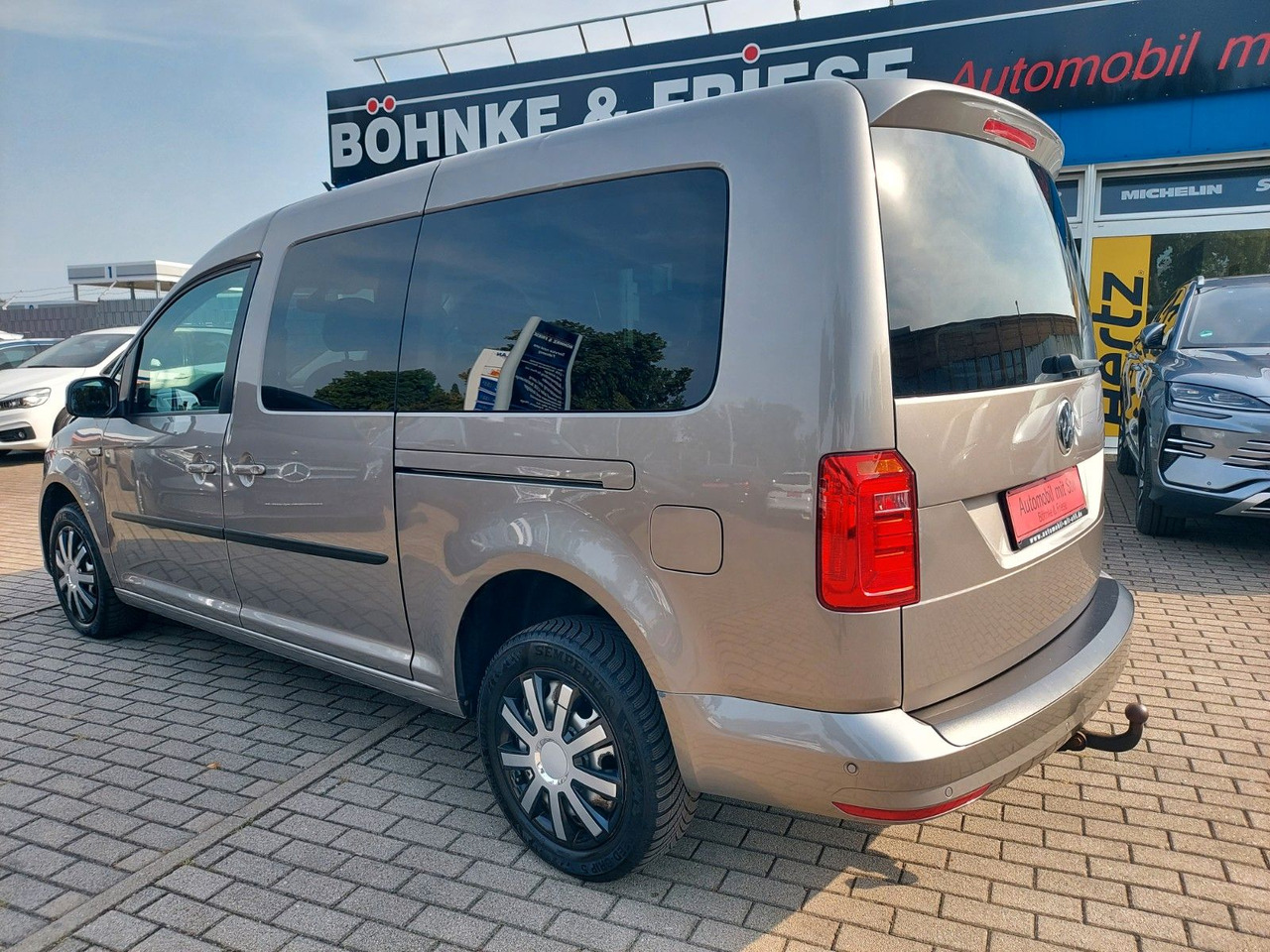 Volkswagen Caddy PKW Maxi 4Motion DSG 7 Sitze Klima Tempo - Пасажирський фургон: фото 4 Volkswagen Caddy PKW Maxi 4Motion DSG 7 Sitze Klima Tempo - Пасажирський фургон: фото 4