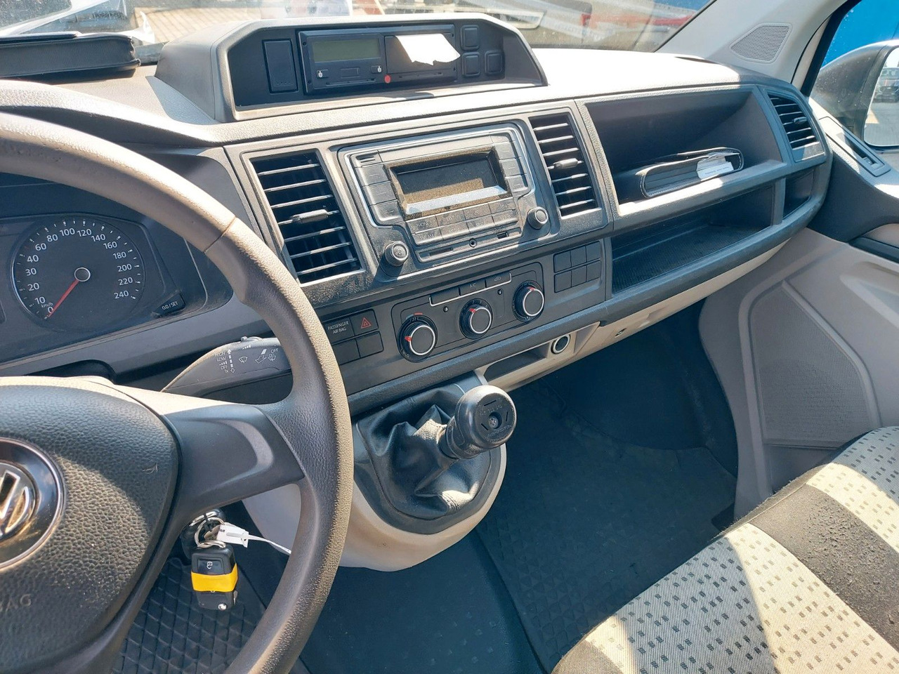 Volkswagen T6 Transporter Kasten Kombi lang Motorschaden в лізинг Volkswagen T6 Transporter Kasten Kombi lang Motorschaden: фото 14