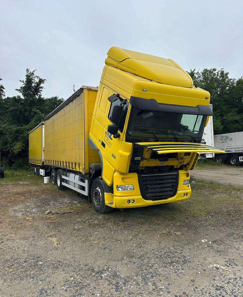 DAF XF 105 - Тентована вантажівка: фото 3 DAF XF 105 - Тентована вантажівка: фото 3