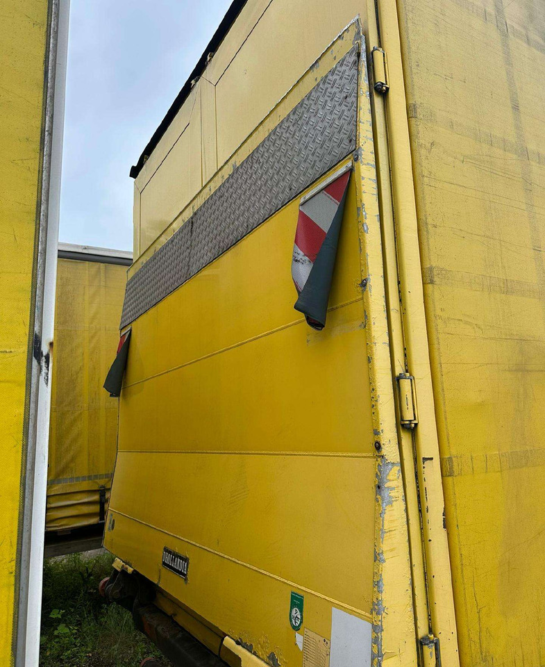DAF XF 105 - Тентована вантажівка: фото 2 DAF XF 105 - Тентована вантажівка: фото 2
