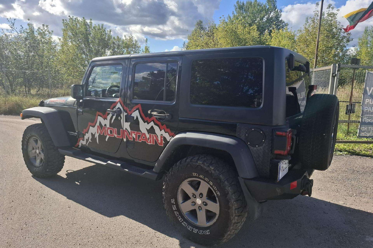 Jeep Wrangler - Позашляховик: фото 5 Jeep Wrangler - Позашляховик: фото 5