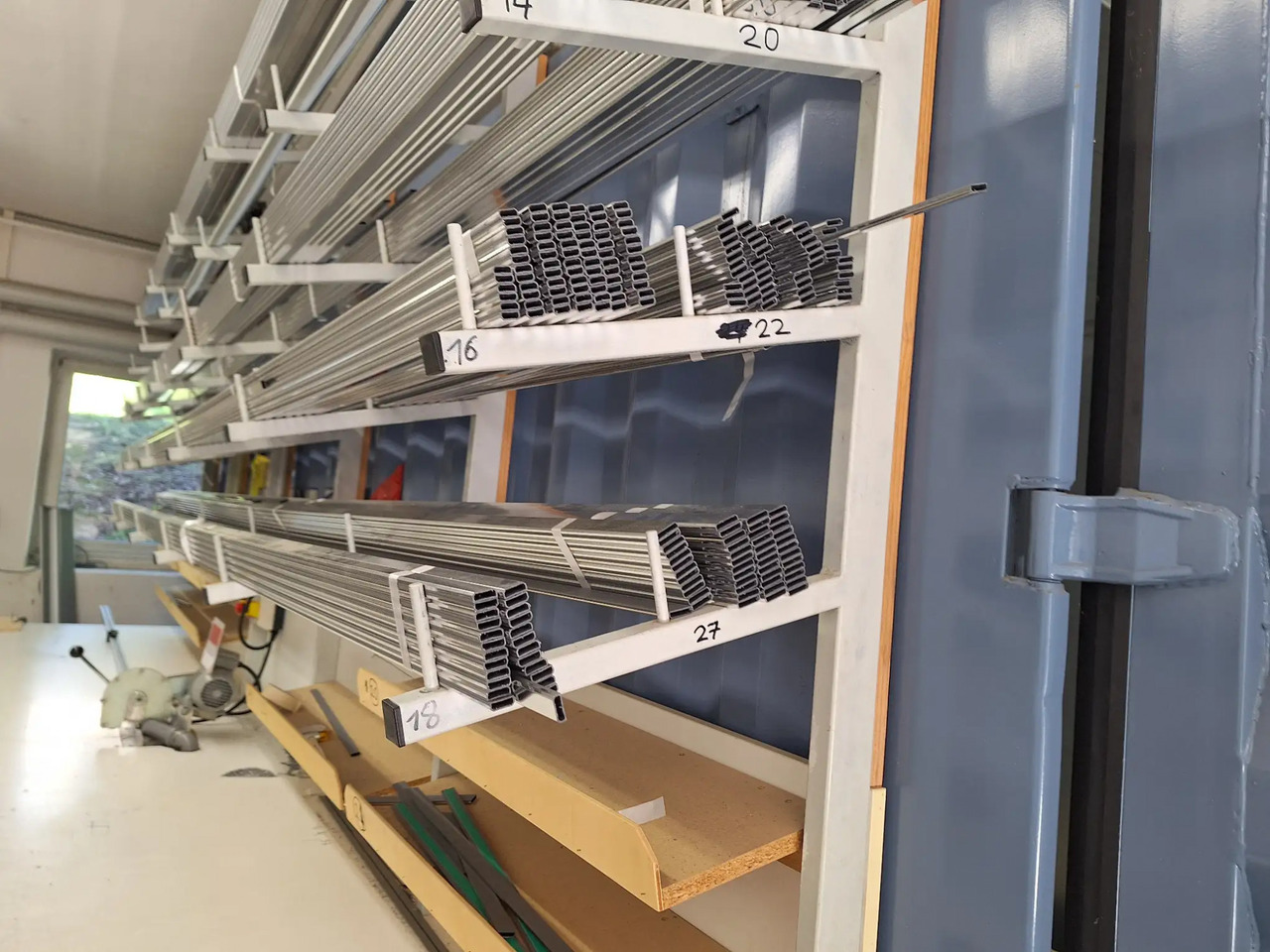 1 Posten PVC-Schienen - Інструмент/ Обладнання: фото 3 1 Posten PVC-Schienen - Інструмент/ Обладнання: фото 3