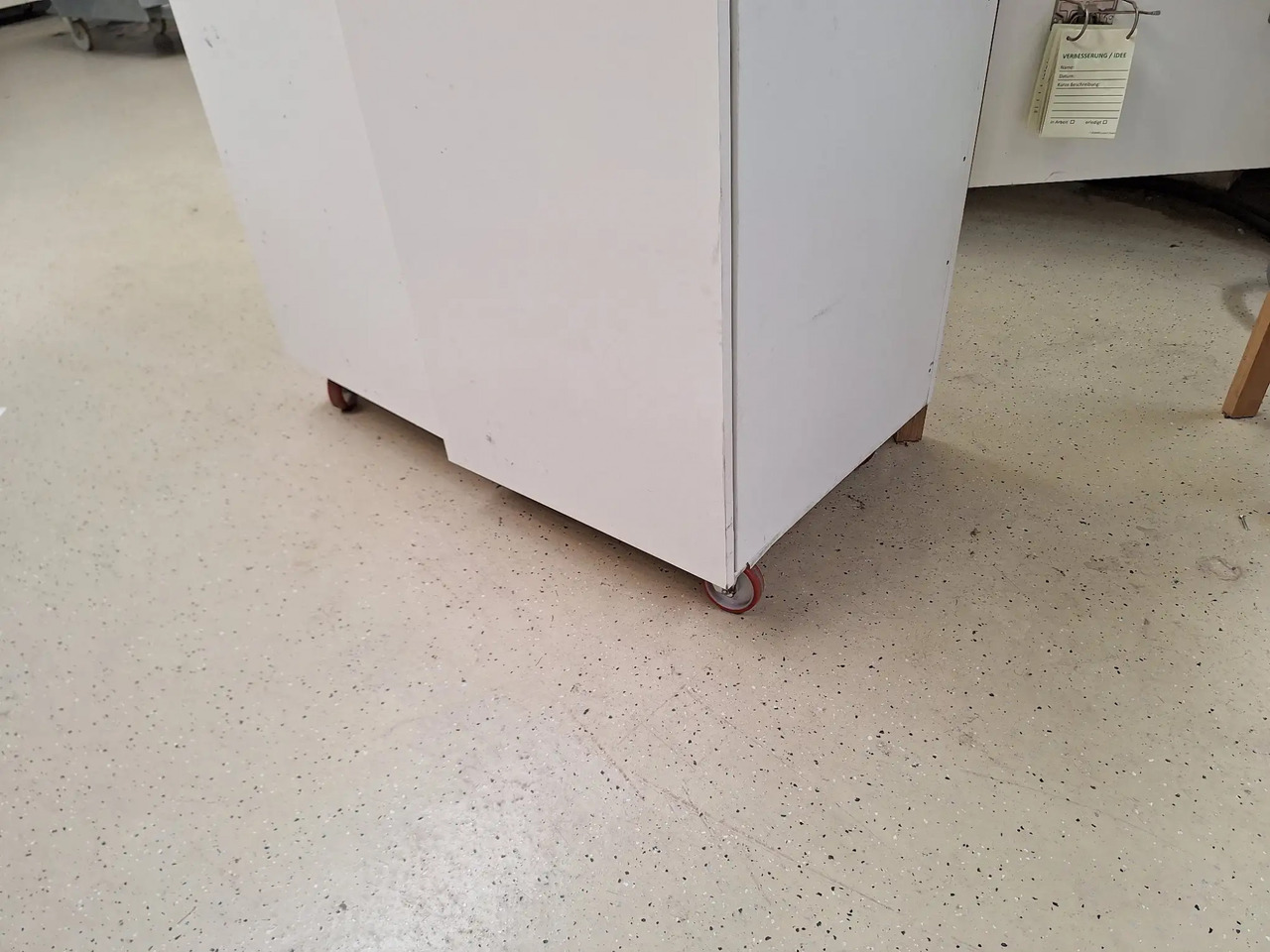 1 Stk. Arbeitsplatz - Обладнання для гаражів/ Майстерень: фото 2 1 Stk. Arbeitsplatz - Обладнання для гаражів/ Майстерень: фото 2