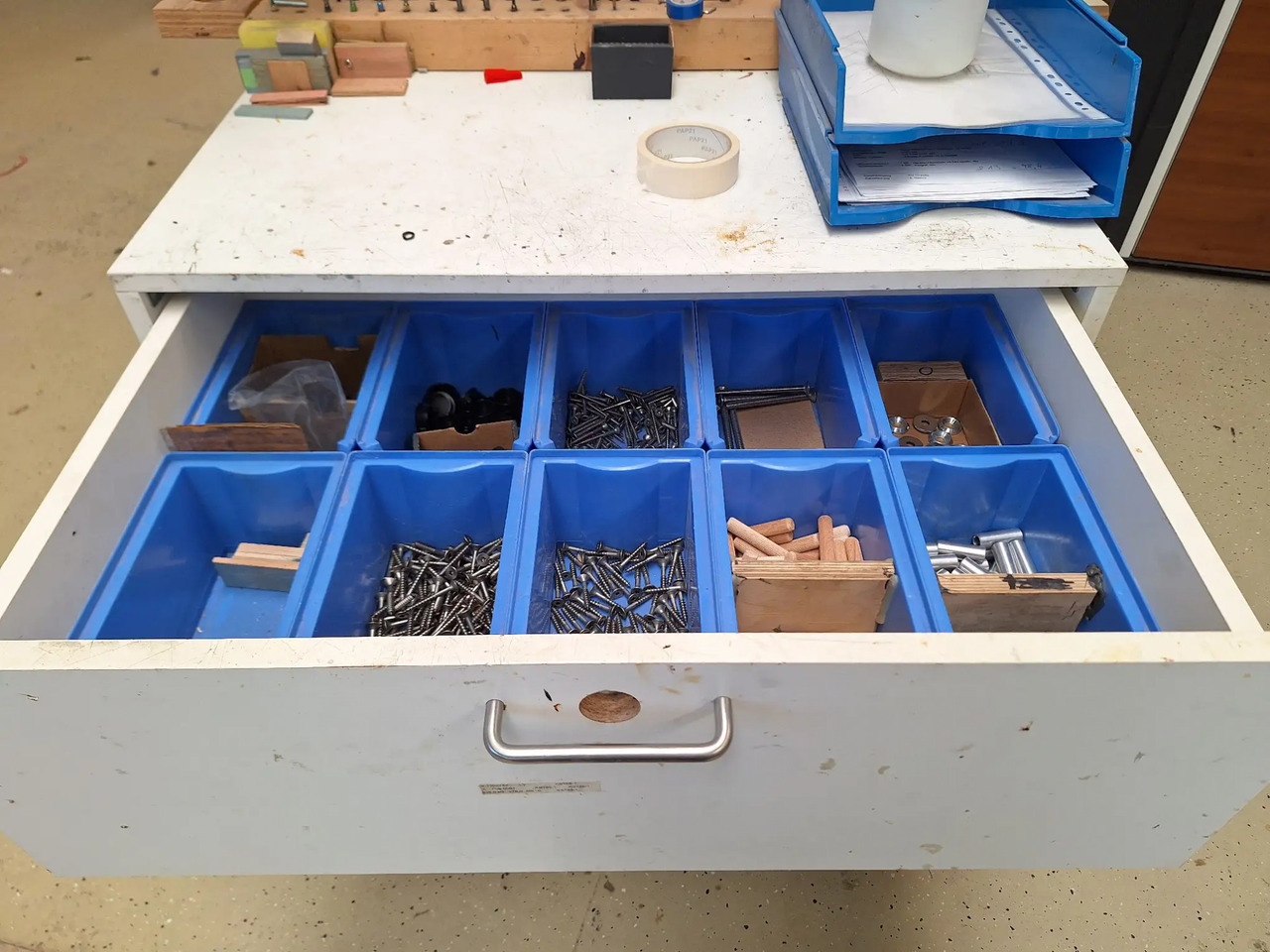 1 Stk. Arbeitsplatz - Обладнання для гаражів/ Майстерень: фото 3 1 Stk. Arbeitsplatz - Обладнання для гаражів/ Майстерень: фото 3