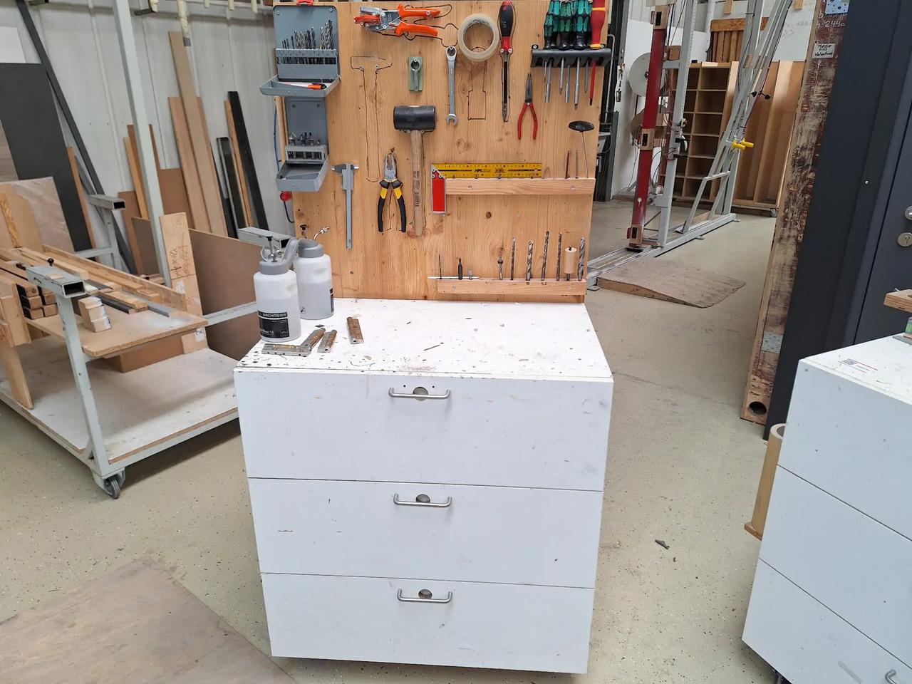 1 Stk. Arbeitsplatz - Обладнання для гаражів/ Майстерень: фото 1 1 Stk. Arbeitsplatz - Обладнання для гаражів/ Майстерень: фото 1