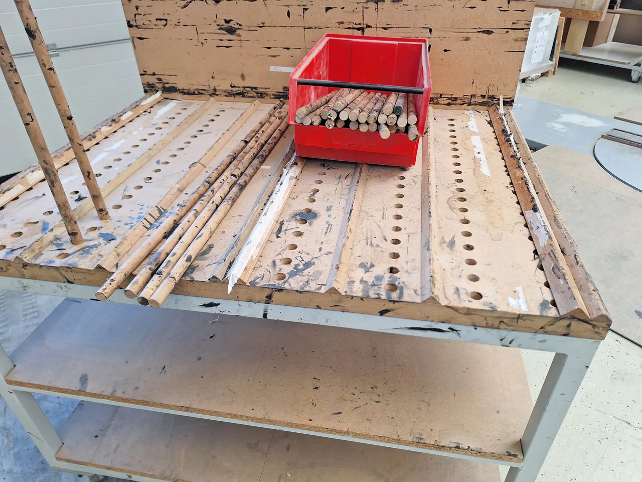 1 Stk. Arbeitstisch - Інструмент/ Обладнання: фото 2 1 Stk. Arbeitstisch - Інструмент/ Обладнання: фото 2