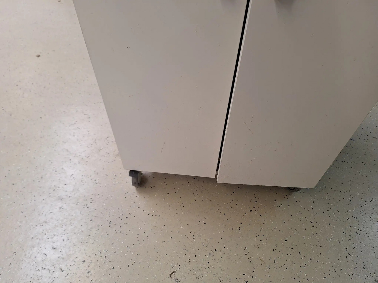 1 Stk. Möbelstück - Інструмент/ Обладнання: фото 3 1 Stk. Möbelstück - Інструмент/ Обладнання: фото 3