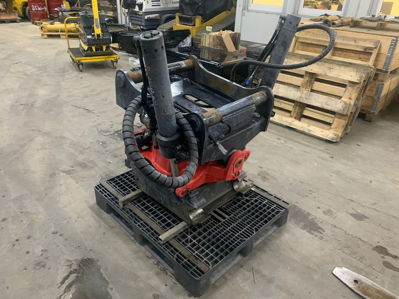 ROTOTILT R8 - Зчіпний пристрій: фото 1 ROTOTILT R8 - Зчіпний пристрій: фото 1