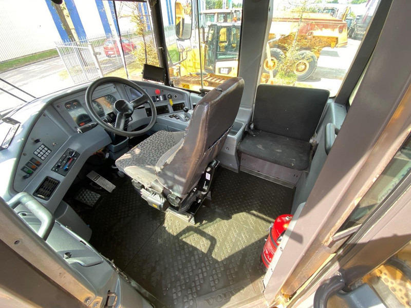 Volvo A 30 D 6x6 dumper articulated hauler - Шарнірний самоскид: фото 4 Volvo A 30 D 6x6 dumper articulated hauler - Шарнірний самоскид: фото 4