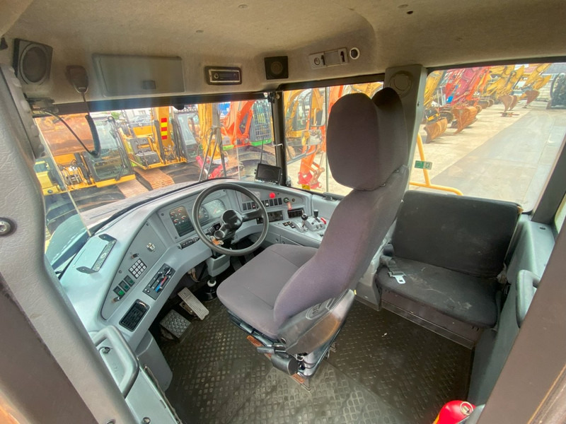 Volvo A30D 6x6 dumper articulated hauler NVT - Самоскид: фото 4 Volvo A30D 6x6 dumper articulated hauler NVT - Самоскид: фото 4