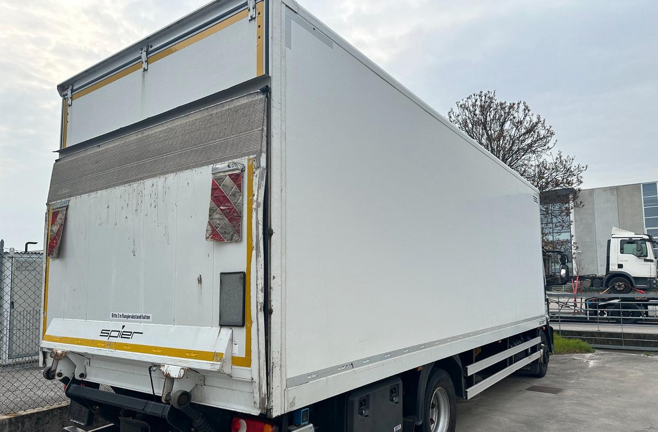 Iveco 140e28 furgone sponda euro 6 - Вантажівка з закритим кузовом: фото 3 Iveco 140e28 furgone sponda euro 6 - Вантажівка з закритим кузовом: фото 3