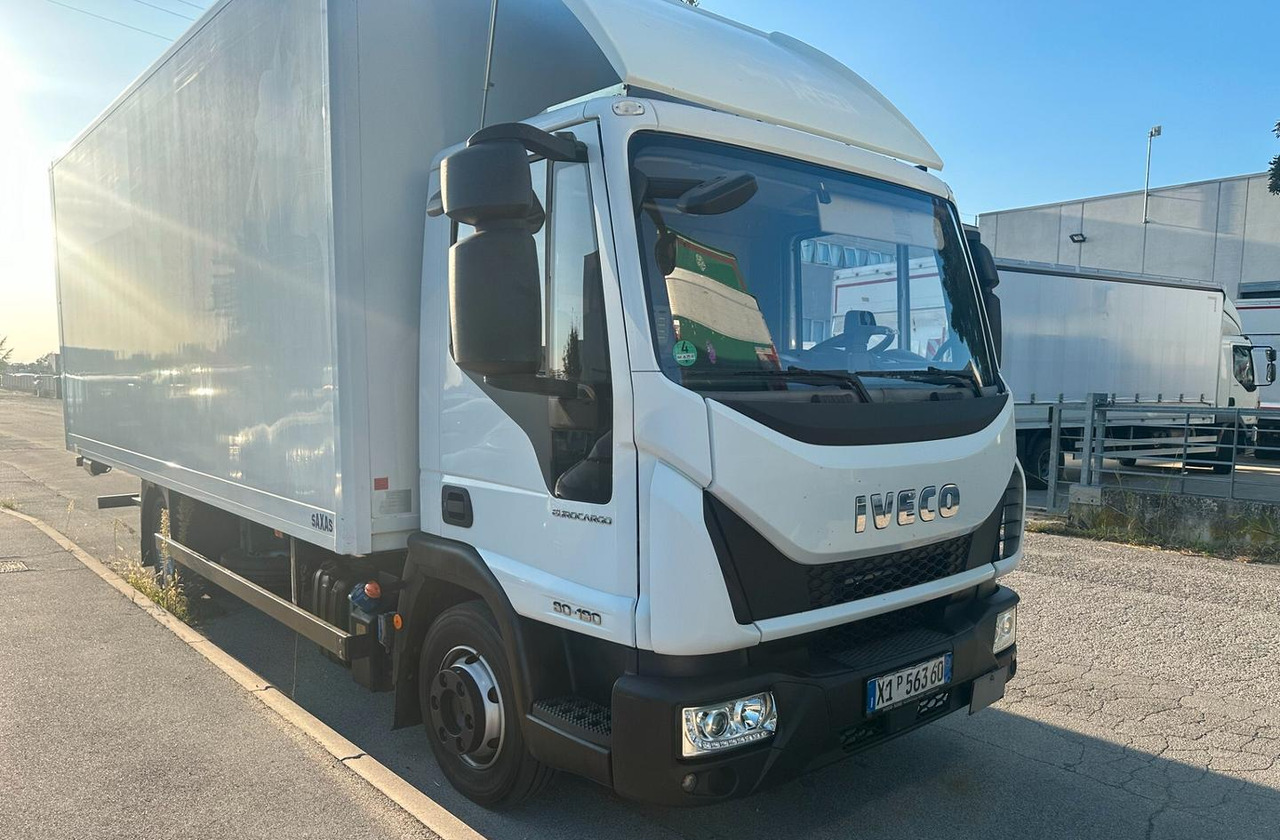 Iveco 80E19 P euro 6 furgone sponda - Вантажівка з закритим кузовом: фото 1 Iveco 80E19 P euro 6 furgone sponda - Вантажівка з закритим кузовом: фото 1